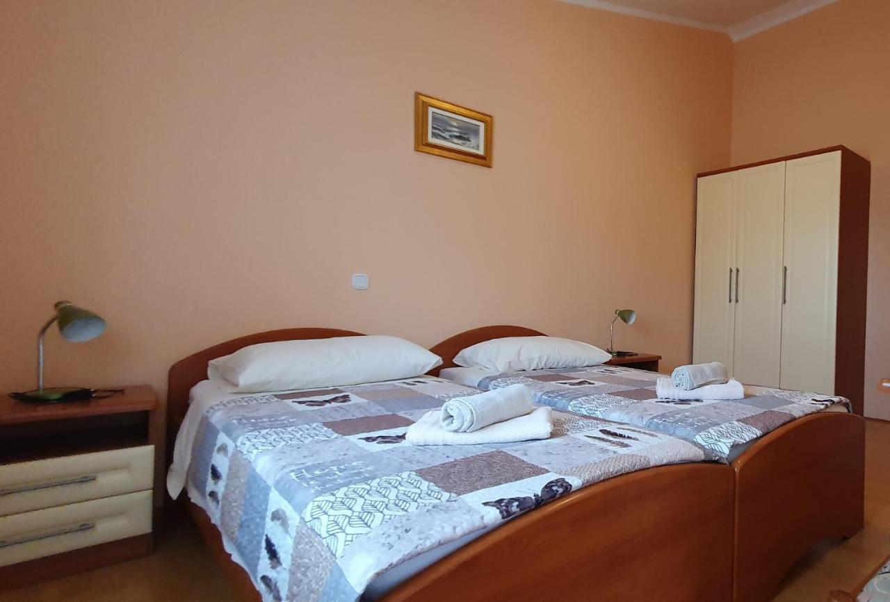 Juli No3 & No4 Apartment Mugeba Ngoại thất bức ảnh