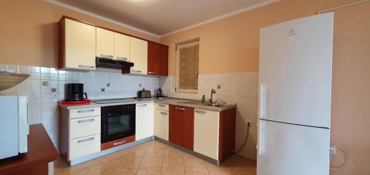 Juli No3 & No4 Apartment Mugeba Ngoại thất bức ảnh