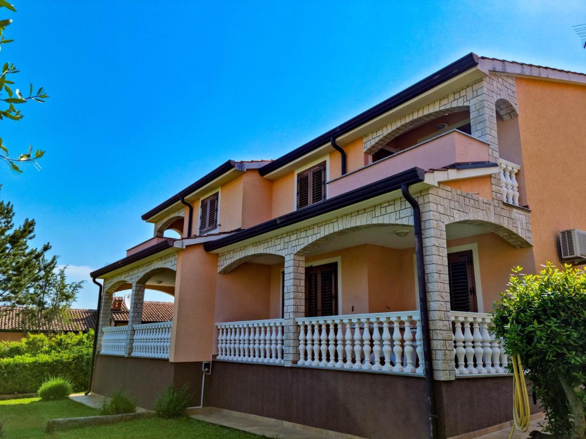 Juli No3 & No4 Apartment Mugeba Ngoại thất bức ảnh