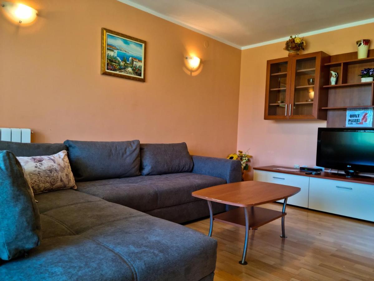 Juli No3 & No4 Apartment Mugeba Ngoại thất bức ảnh